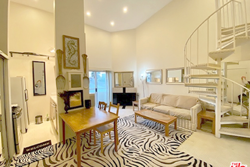 10960 Ashton ave #409 Westwood / ウェストウッド