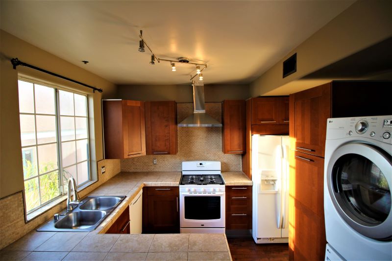 11615 Ayres ave. #1, Los Angeles, CA 90064