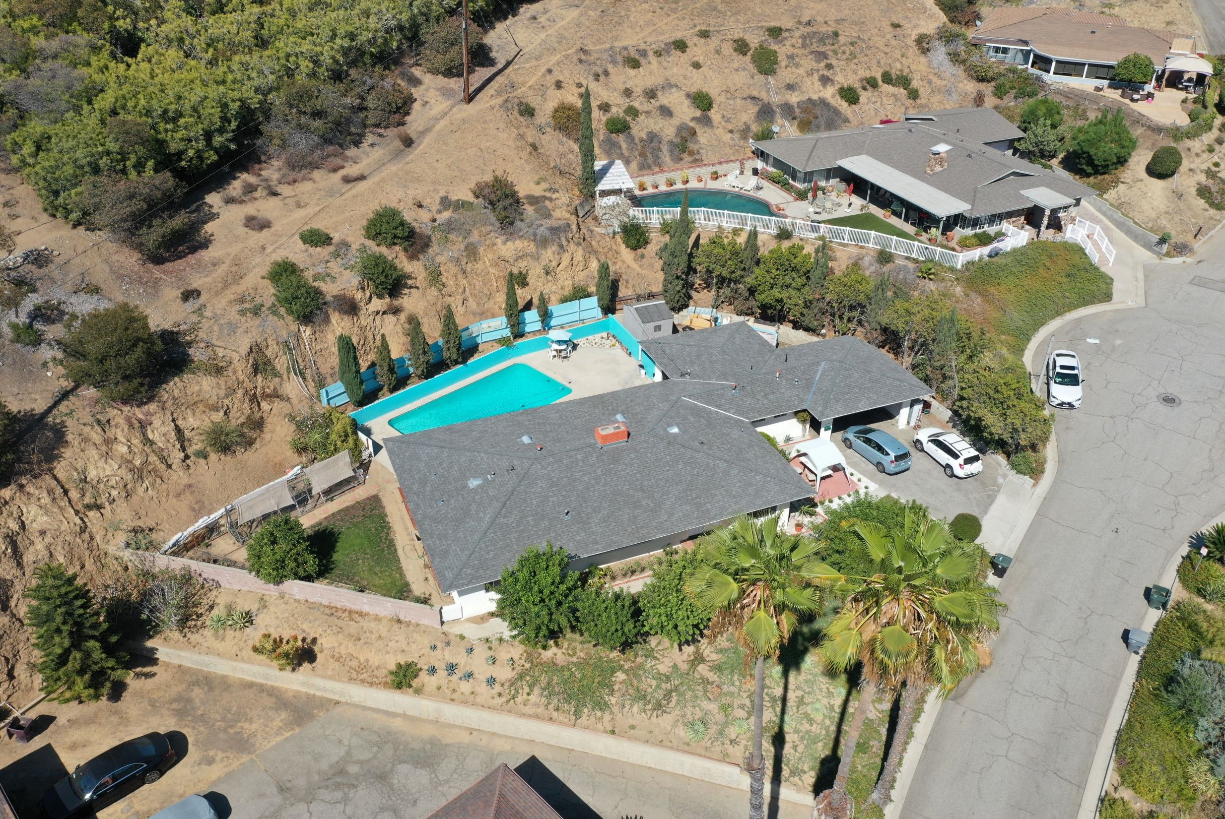 1635 Hazbeth LN Glendale – Simple family home for sale